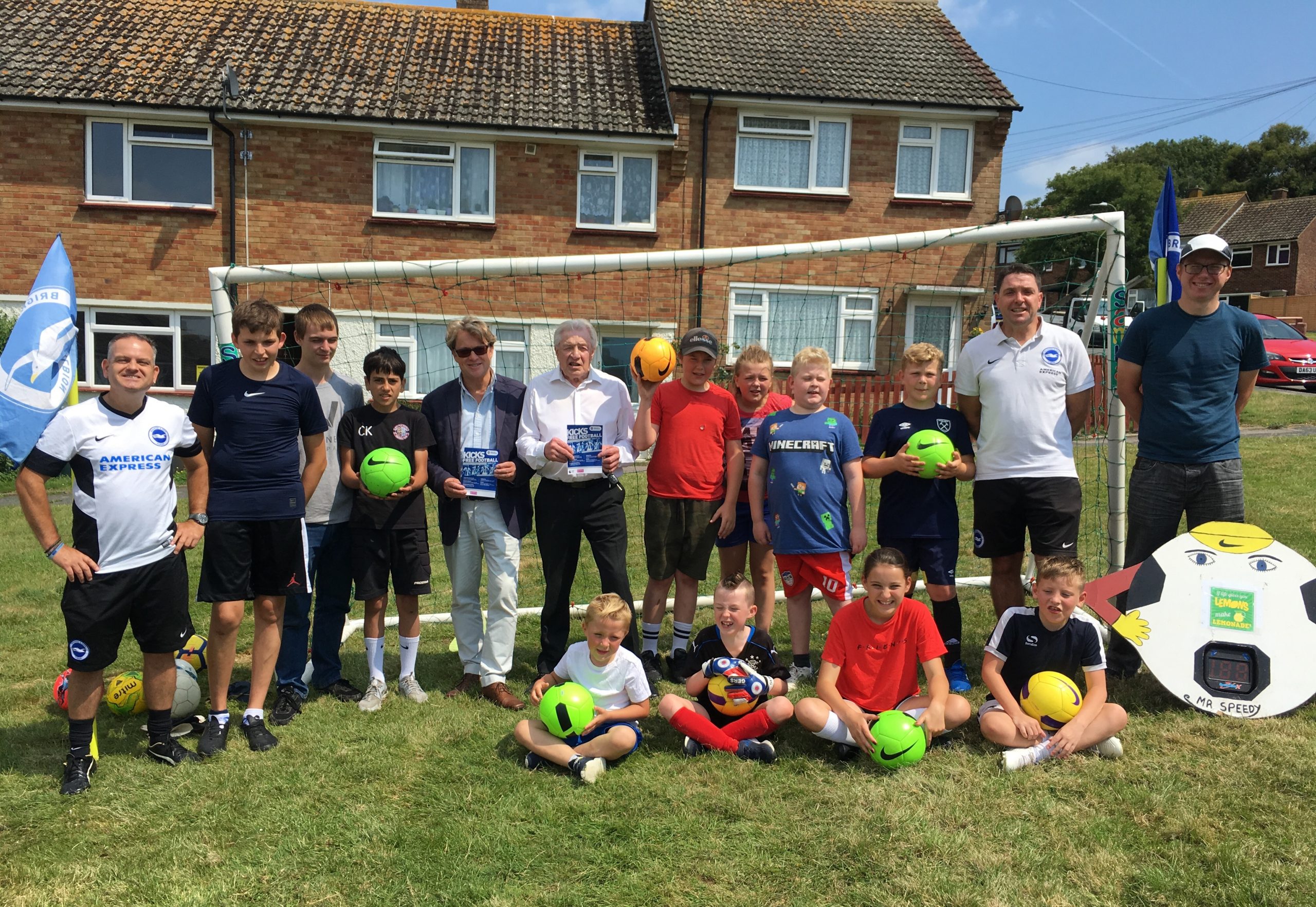 Free pop-up football sessions from Albion in the Community